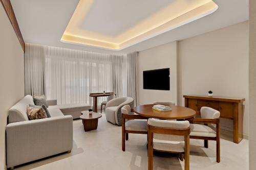 mercure abu dhabi downtown