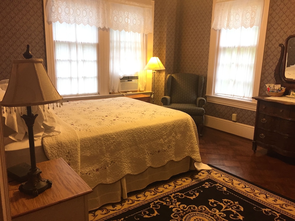 red lion bed and breakfast