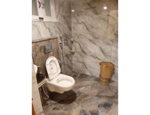 Hotel Sun Shine,,2 star