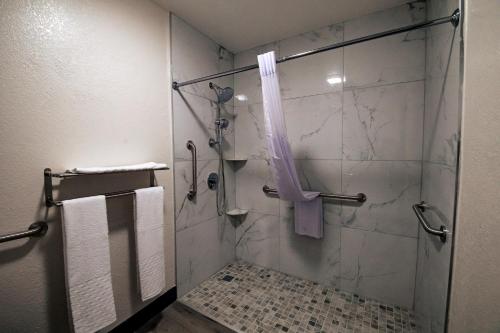 surestay by best western forsyth
