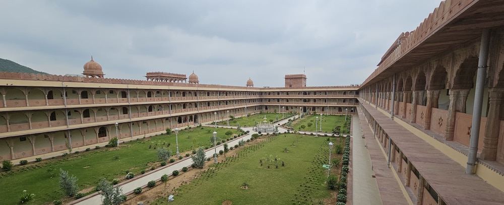 umaid mahal palace