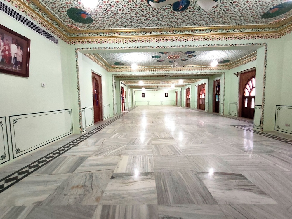 umaid mahal palace