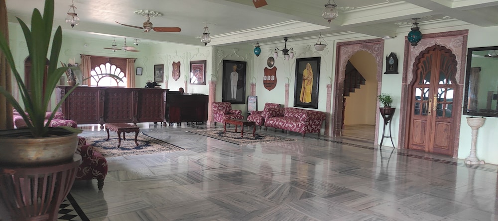 umaid mahal palace