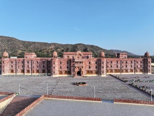 Umaid Mahal Palace,,3 star