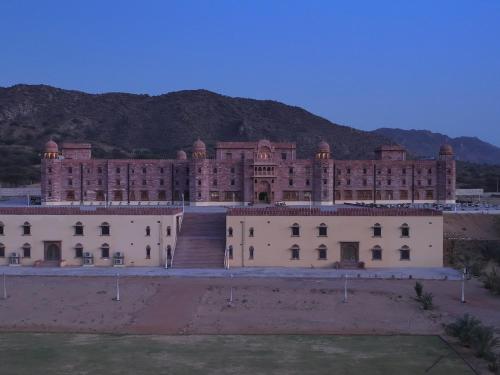 Umaid Mahal Palace,,3 star