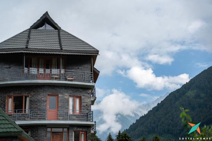 zostel homes rajgundha