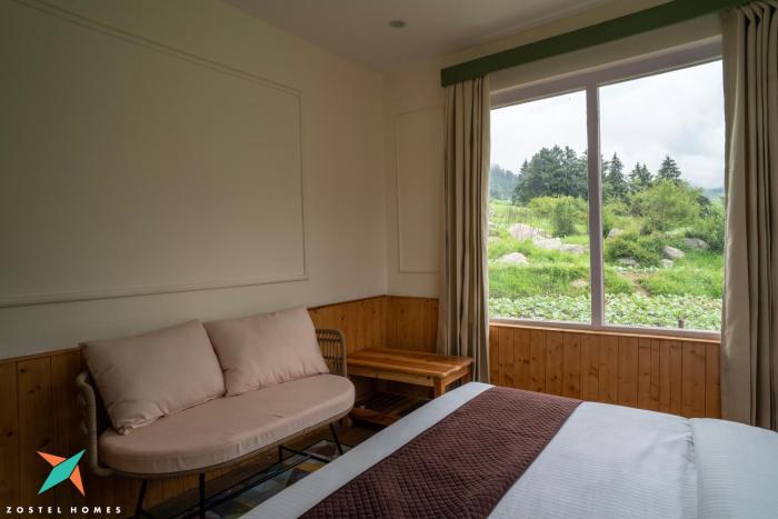 zostel homes rajgundha