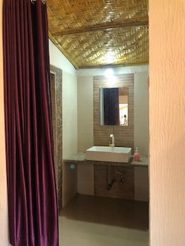 the paradise retreat