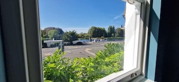 kingston upon thames