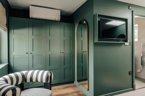 hermes hotel by nestor