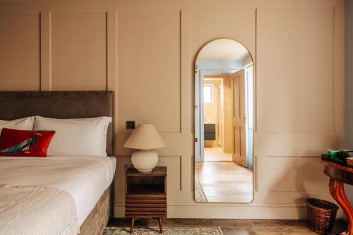 hermes hotel by nestor