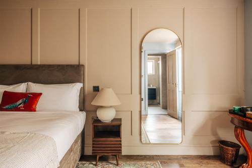 hermes hotel by nestor