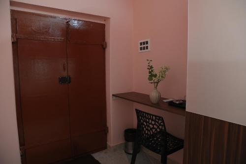 tharavaadu by le apex