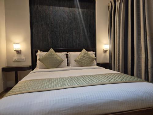 r d hotels hsr