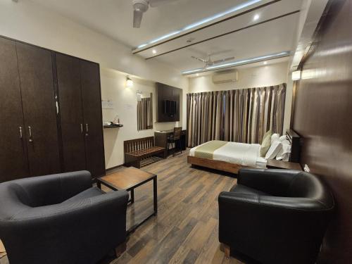 r d hotels hsr