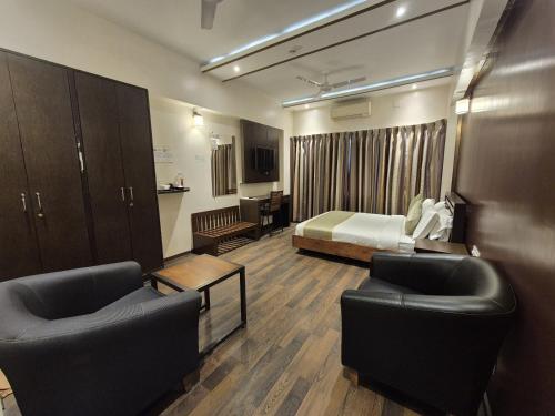 r d hotels hsr