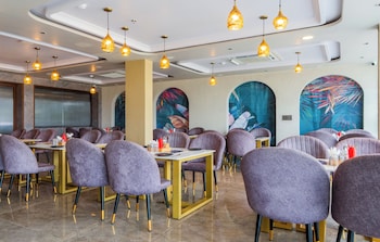 hotel kanha and banquet