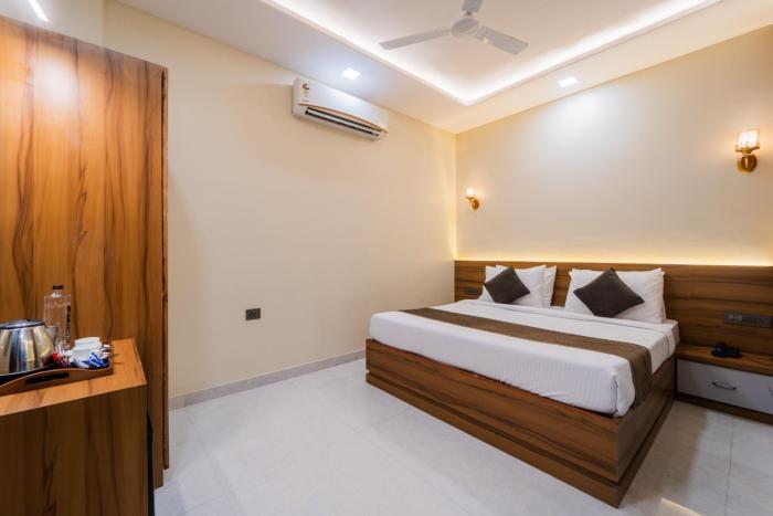 hotel kanha and banquet