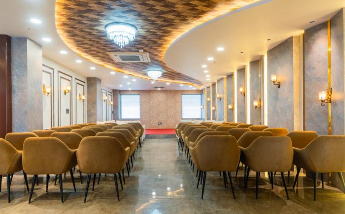 hotel kanha and banquet