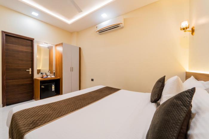 hotel kanha and banquet