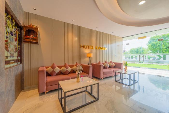 hotel kanha and banquet