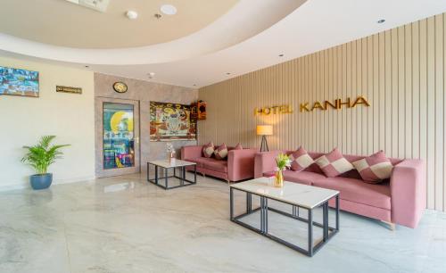 hotel kanha and banquet