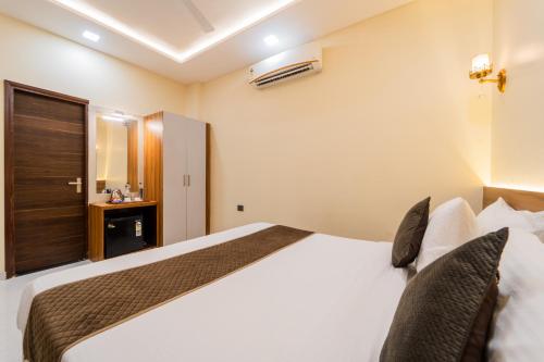 hotel kanha and banquet