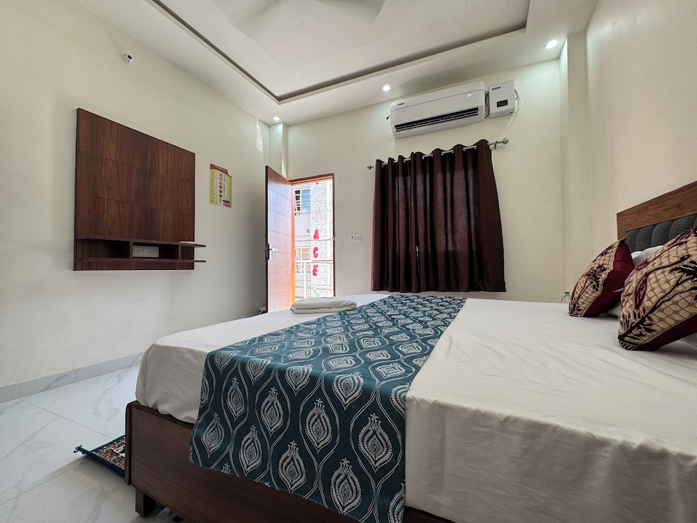 shree hanumat kripa dham