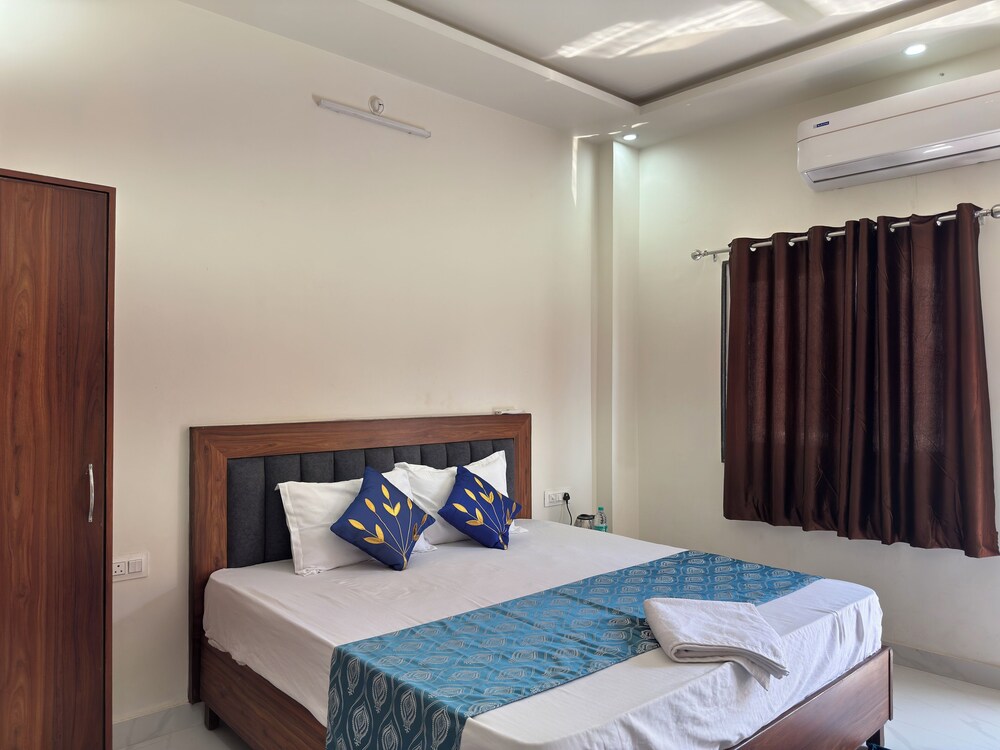 shree hanumat kripa dham