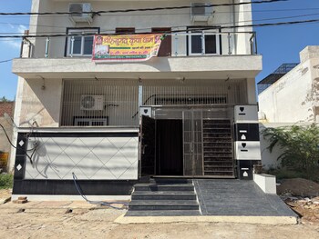 shree hanumat kripa dham