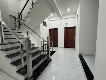 shree hanumat kripa dham