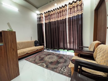 shree hanumat kripa dham