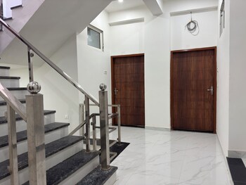 shree hanumat kripa dham