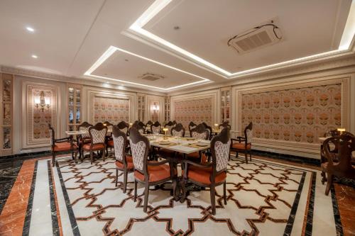 the residency a boutique hotel