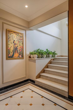 the residency a boutique hotel