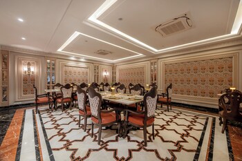 the residency a boutique hotel