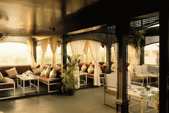 the residency a boutique hotel