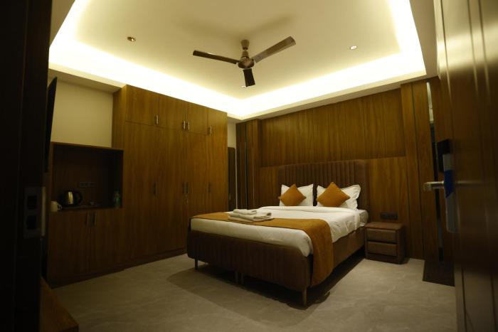 the hoften lotus court noida