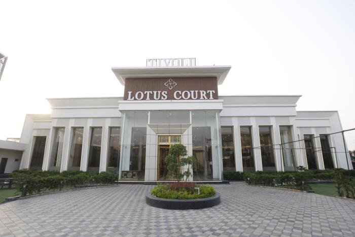 the hoften lotus court noida