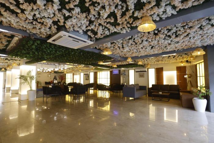 the hoften lotus court noida