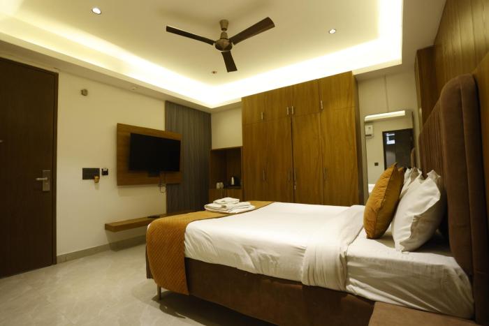 the hoften lotus court noida