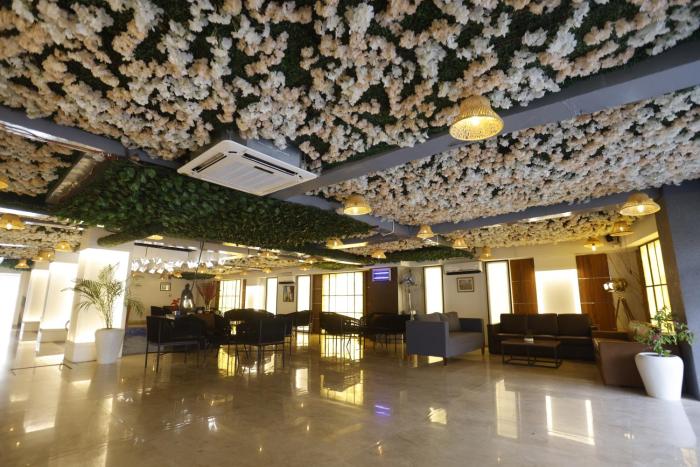 the hoften lotus court noida