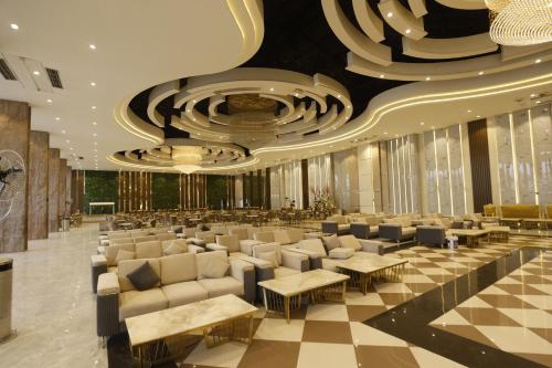 the hoften lotus court noida