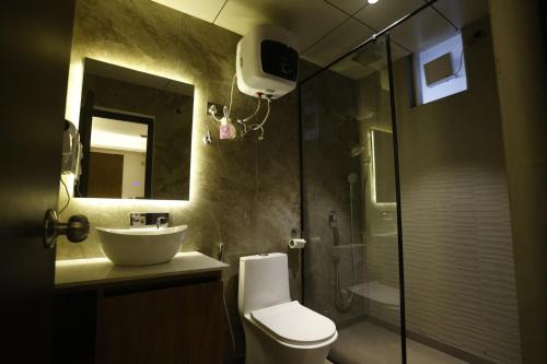 the hoften lotus court noida