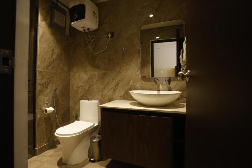 the hoften lotus court noida