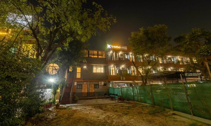 treebo executive suites