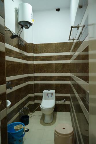 shree puram guest house