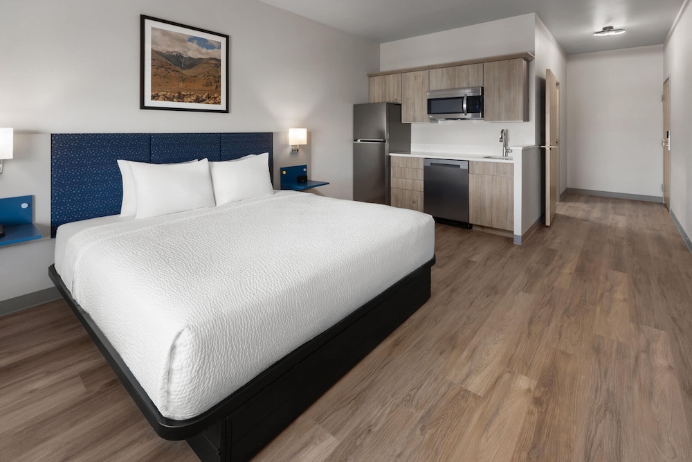 microtel inn and suites by wyndham tooele