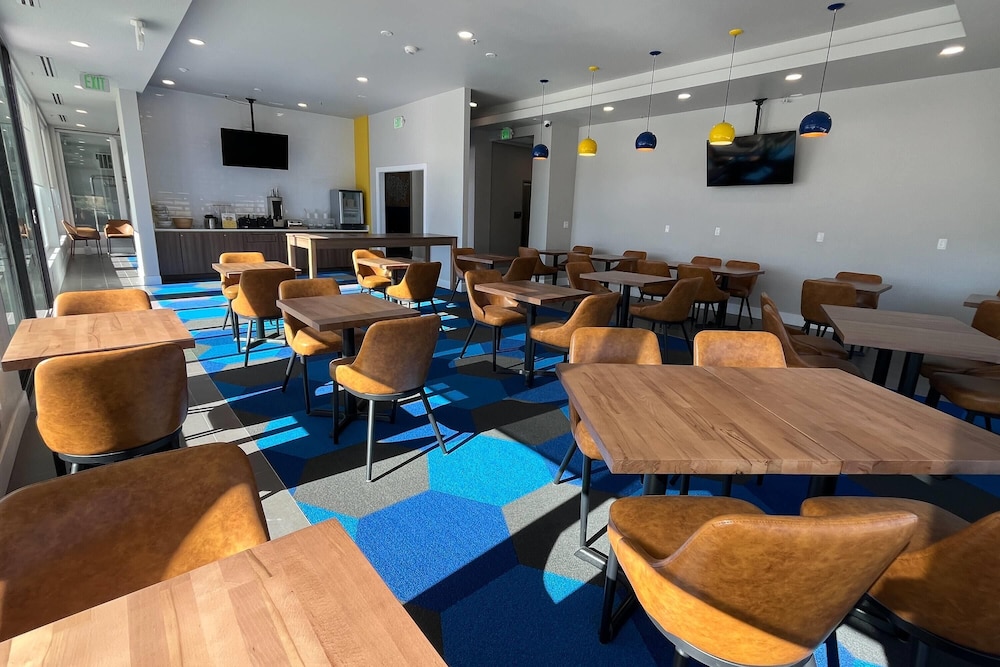 microtel inn and suites by wyndham tooele