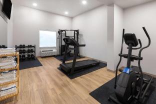 microtel inn and suites by wyndham tooele